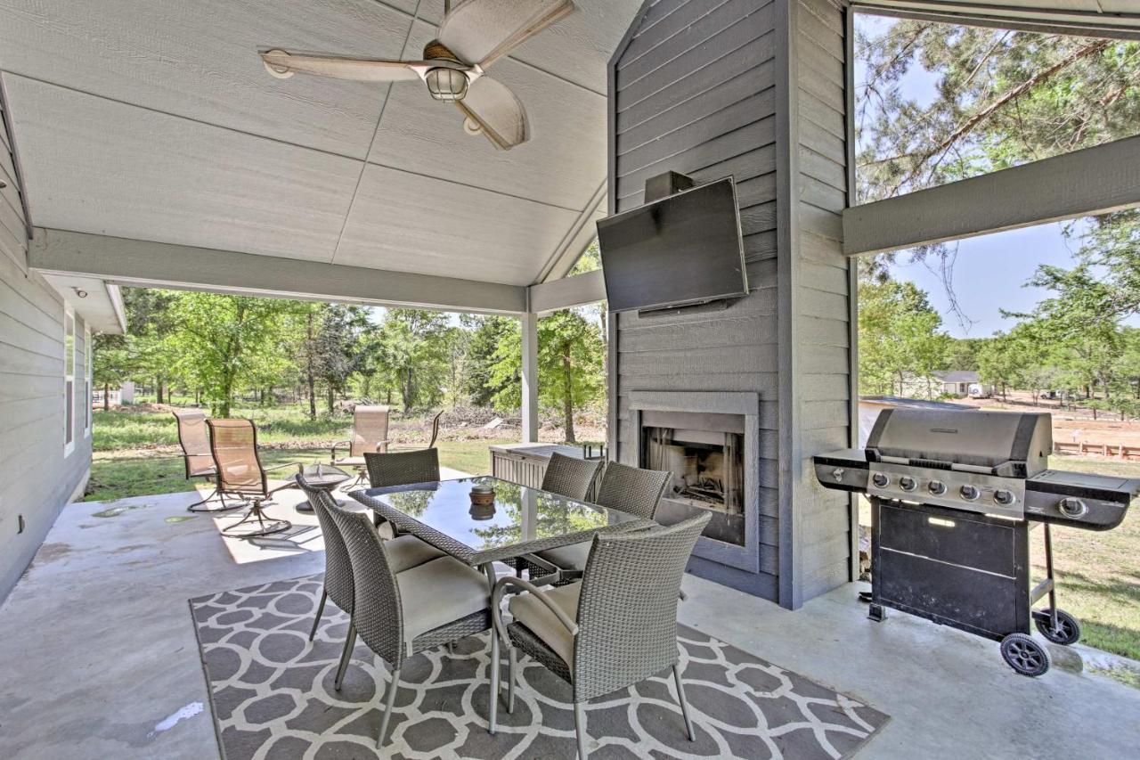 Modern Retreat With Gas Grill - Walk To Lake Texoma! Кінгстон Екстер'єр фото